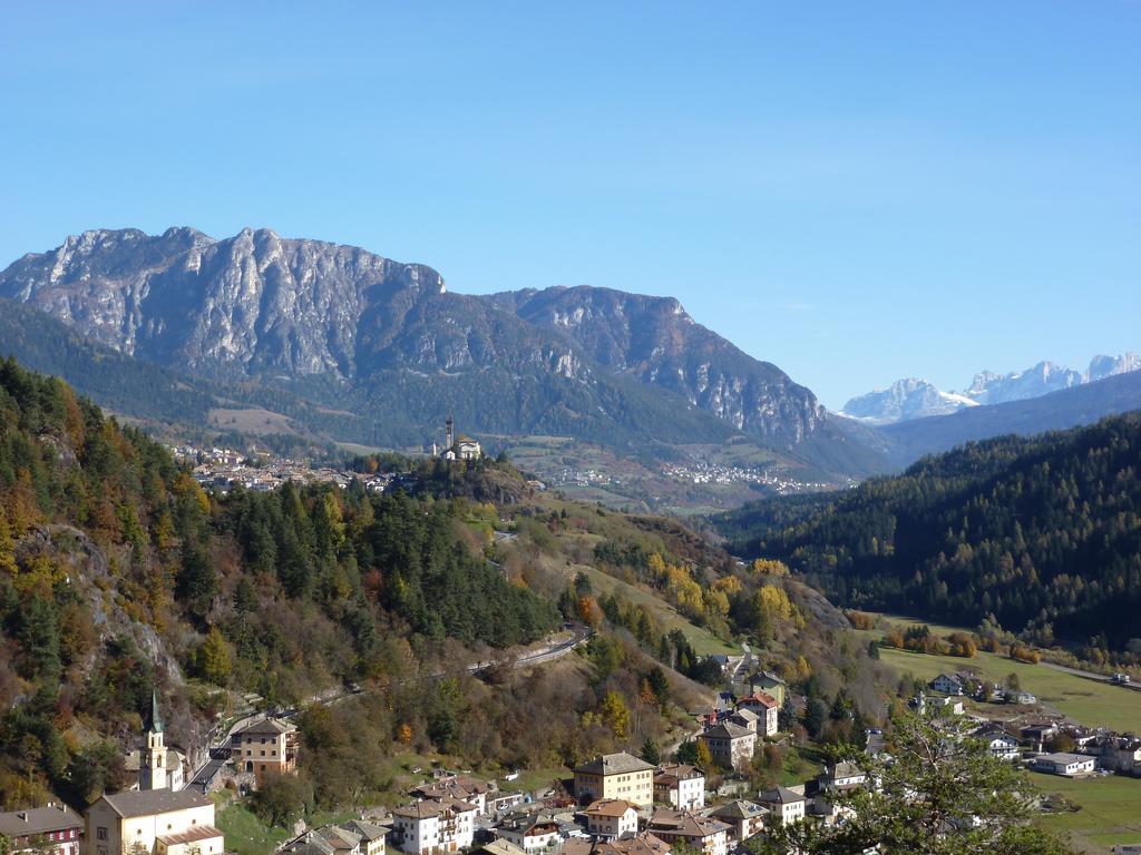 B&B La Tana Dell'Orso - Die Baerenhoehle Castello-Molina di Fiemme Exteriör bild